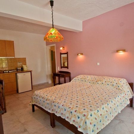 Apartments Katia คัสซิโอปี ภายนอก รูปภาพ